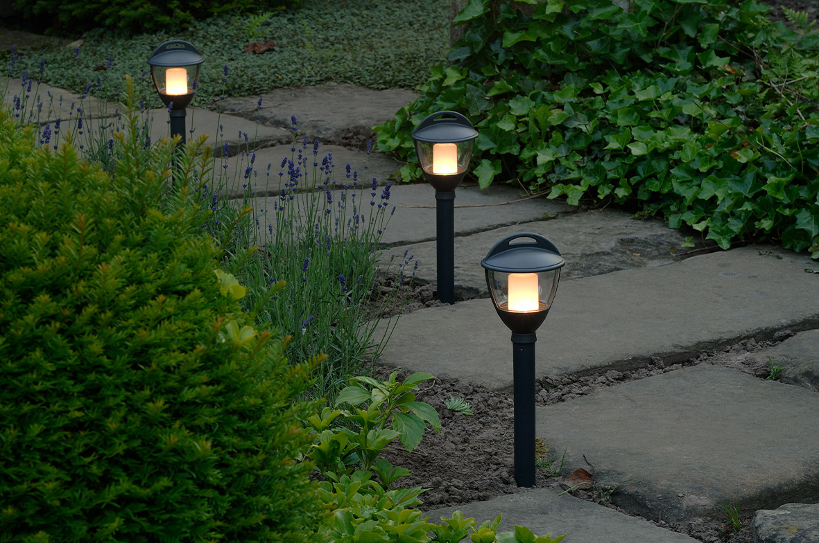 Volharding Picasso Optimaal Garden Lights Tuinverlichting - 12 volt plug & play - Tuinen-shop.nl