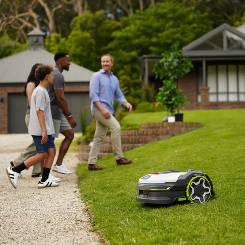 greenworks aimowbot 04 AiMowbot